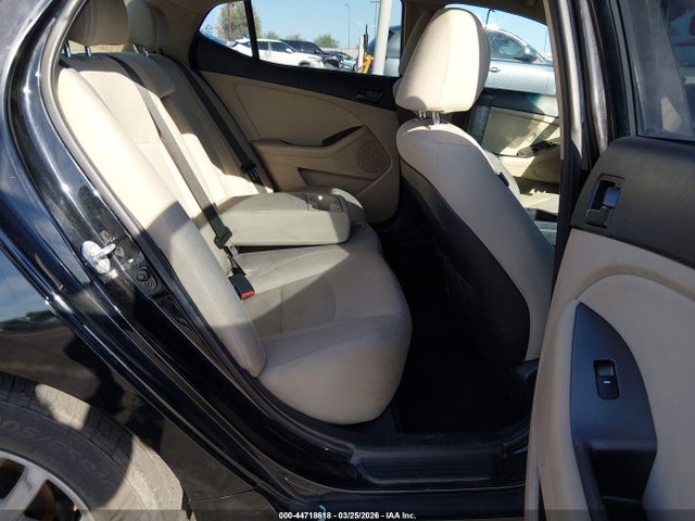 صورة مصغرة 8 لـ 2013 KIA OPTIMA LX
