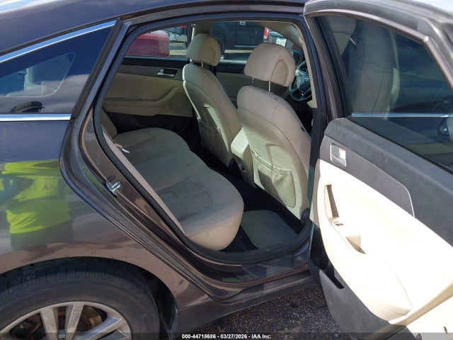 HYUNDAI SONATA SE - 8