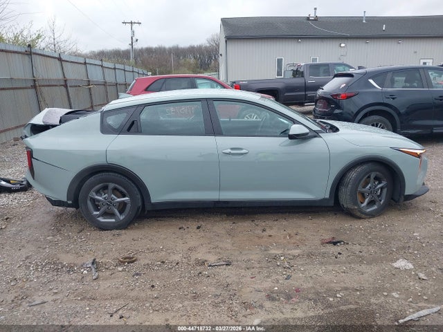 2025 KIA K4 LXS thumbnail 14