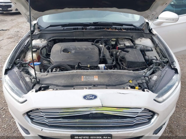 FORD FUSION SE - 10