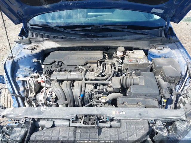 HYUNDAI ELANTRA SEL - 10