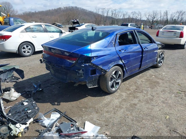 HYUNDAI ELANTRA SEL - 4