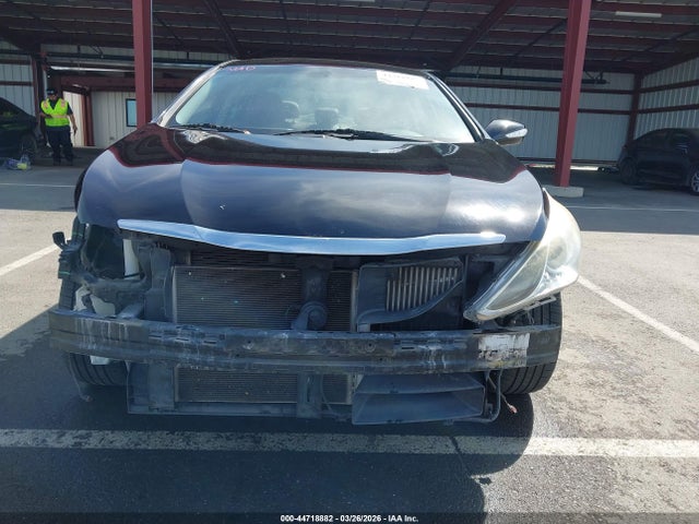 HYUNDAI SONATA LIMITED 2.0T - 6