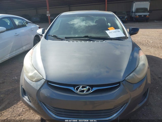 HYUNDAI ELANTRA GLS - 6