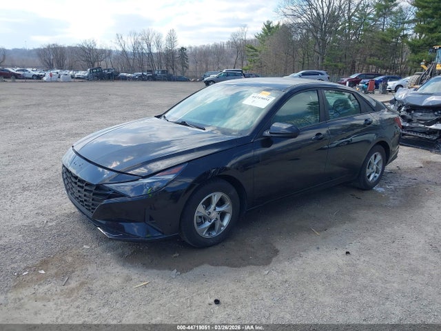 HYUNDAI ELANTRA SE - 2