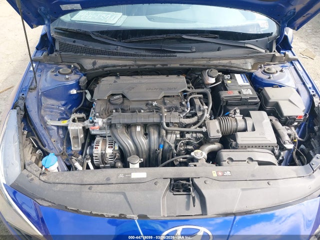 HYUNDAI ELANTRA SEL - 10