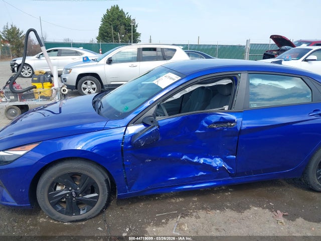 HYUNDAI ELANTRA SEL - 6