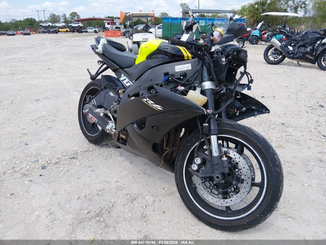 2012 YAMAHA YZF 