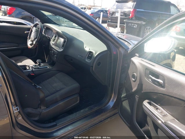 DODGE CHARGER SXT - 5