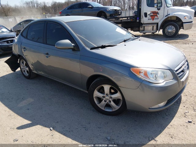 HYUNDAI ELANTRA SE - 1