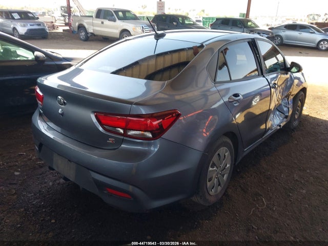 KIA RIO - 4