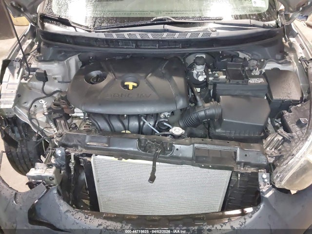 HYUNDAI ELANTRA LIMITED - 10