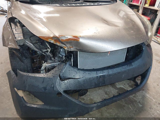 HYUNDAI ELANTRA LIMITED - 6