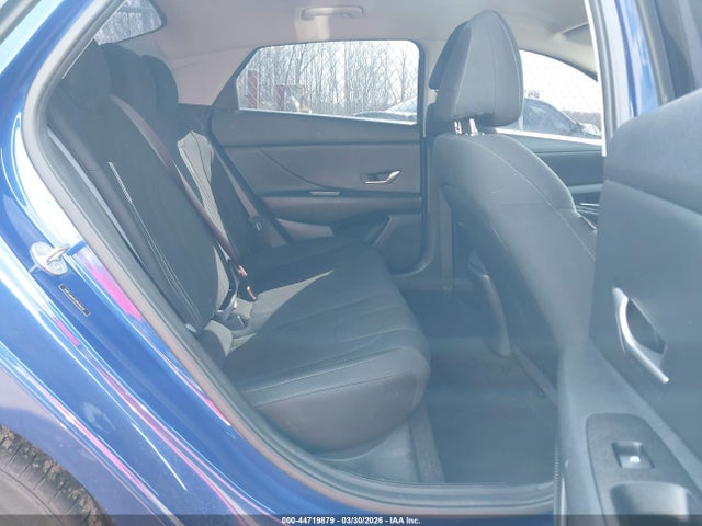 HYUNDAI ELANTRA SEL - 8