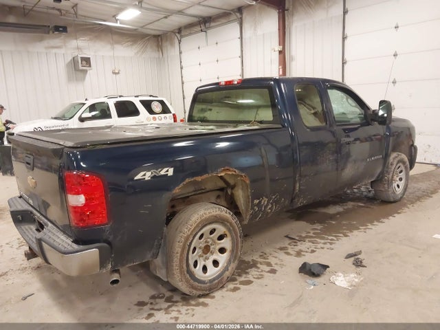 CHEVROLET SILVERADO 1500 WORK TRUCK - 4