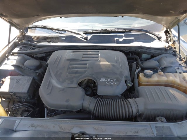 DODGE CHALLENGER SXT PLUS - 10