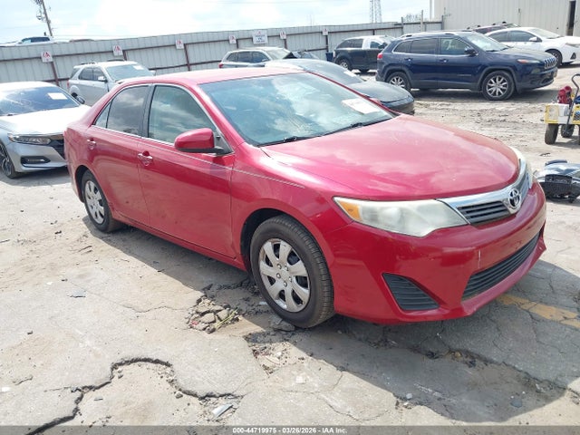 2014 TOYOTA CAMRY L