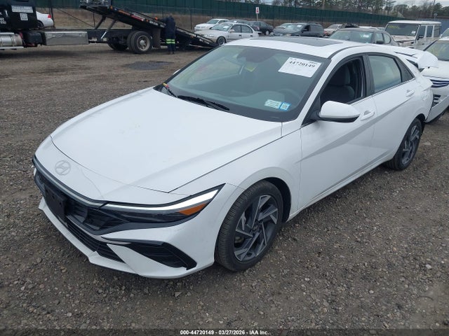 HYUNDAI ELANTRA SEL CONVENIENCE - 2