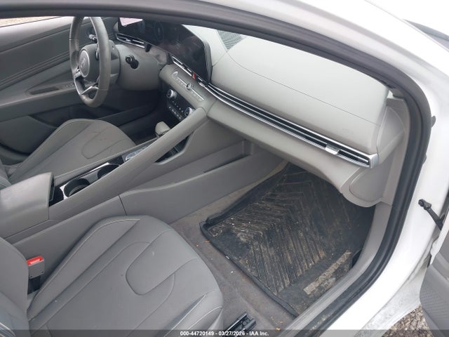 HYUNDAI ELANTRA SEL CONVENIENCE - 5