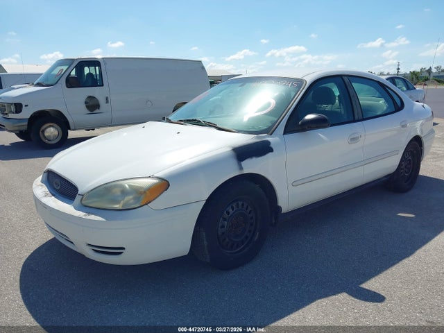 FORD TAURUS SE - 2