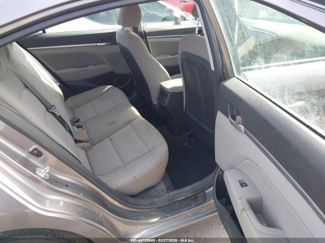 HYUNDAI ELANTRA VALUE EDITION - 8