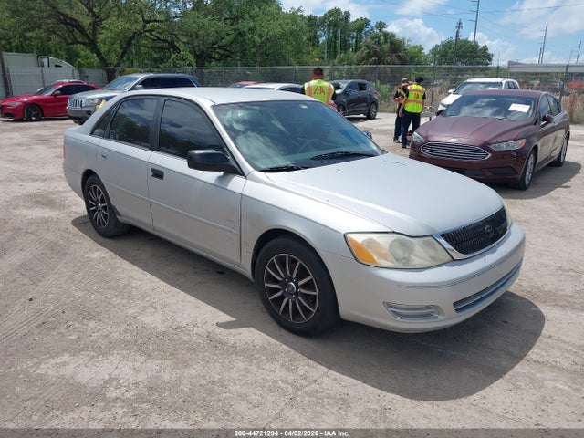 2001 TOYOTA AVALON XL