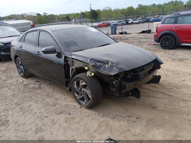 HYUNDAI ELANTRA SEL SPORT - 1