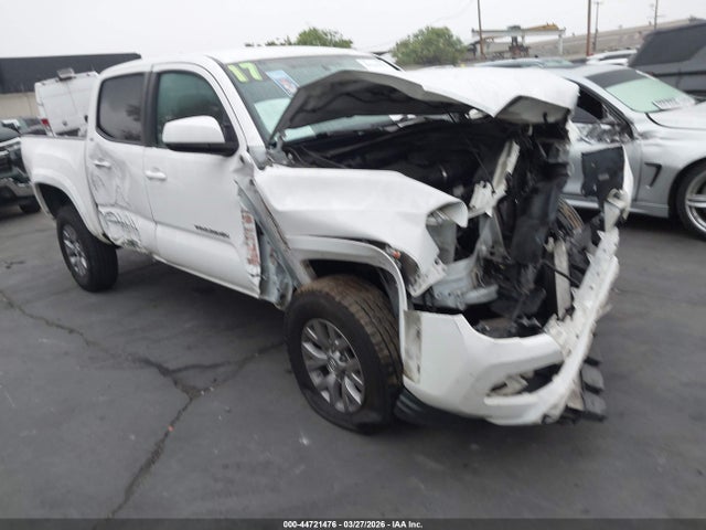 2017 TOYOTA TACOMA SR5 V6