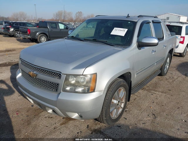 CHEVROLET AVALANCHE 1500 LTZ - 2