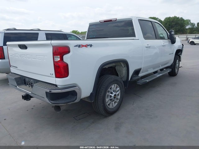 CHEVROLET SILVERADO 2500HD 4WD STANDARD BED LT - 4