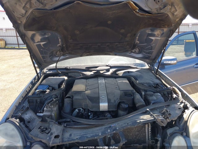 MERCEDES-BENZ E-CLASS - 10