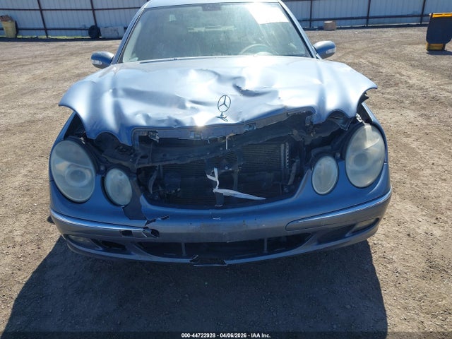 MERCEDES-BENZ E-CLASS - 6