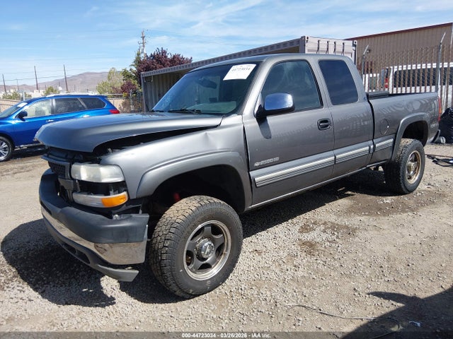 CHEVROLET SILVERADO 2500HD LS - 2