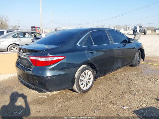 TOYOTA CAMRY - 4