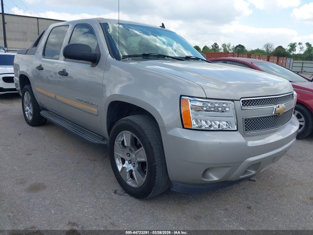 CHEVROLET AVALANCHE 1500 LS - 1