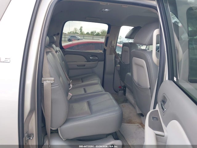 CHEVROLET AVALANCHE 1500 LS - 8