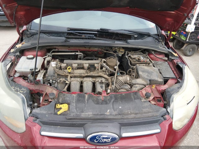 FORD FOCUS SE - 10