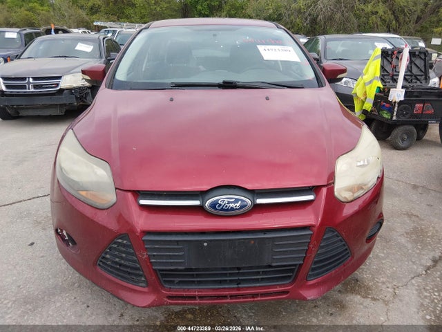 FORD FOCUS SE - 6
