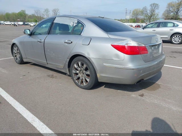 HYUNDAI GENESIS 3.8 - 3