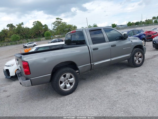 DODGE RAM 1500 LARAMIE - 4
