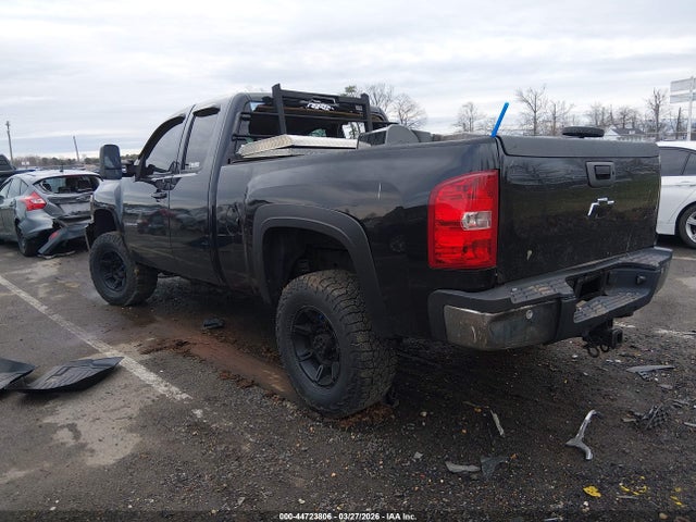 CHEVROLET SILVERADO - 3