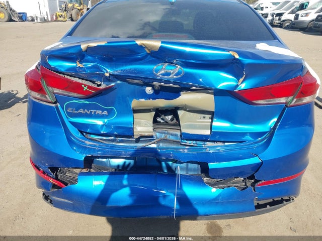 HYUNDAI ELANTRA SEL - 6