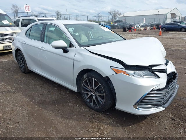 2023 TOYOTA CAMRY XLE HYBRID