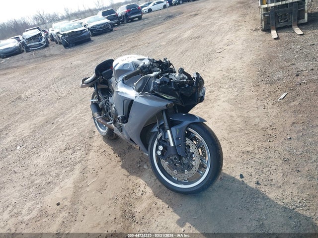 2023 YAMAHA YZF 