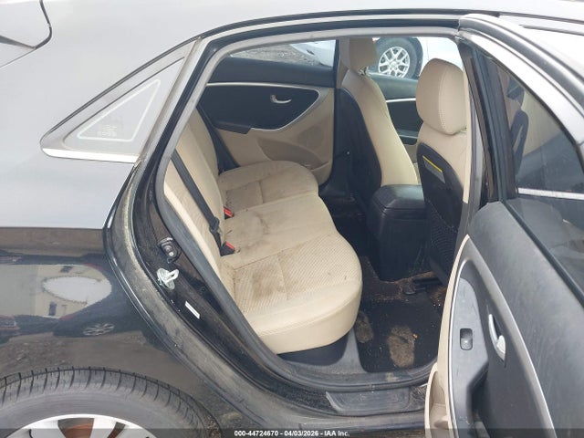 HYUNDAI ELANTRA GT - 8