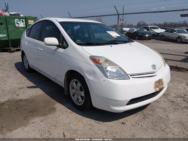 TOYOTA PRIUS - 1