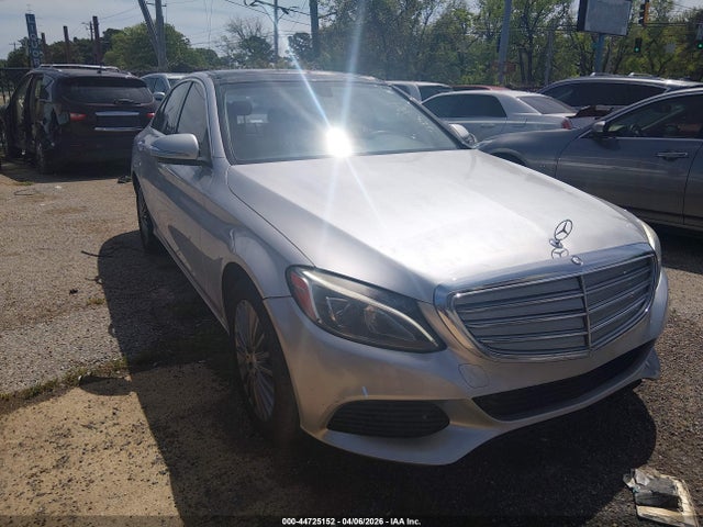 2015 MERCEDES-BENZ C LUXURY 4MATIC