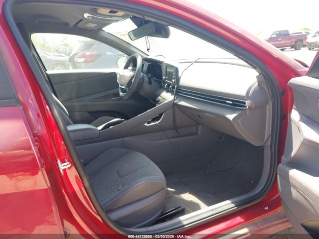 HYUNDAI ELANTRA SEL - 5