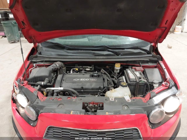 CHEVROLET SONIC LT AUTO - 10