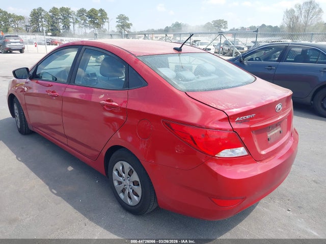 HYUNDAI ACCENT SE - 3